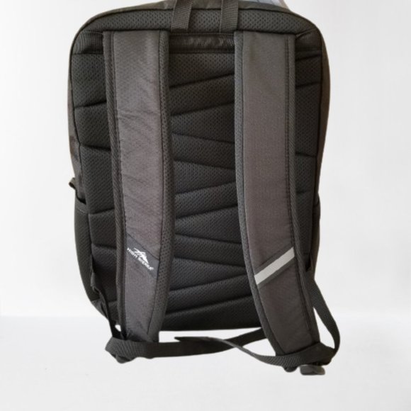NWT! High Sierra Backpack with Laptop Divider/Bottle Pockets/Padded Back - Picture 8 of 11